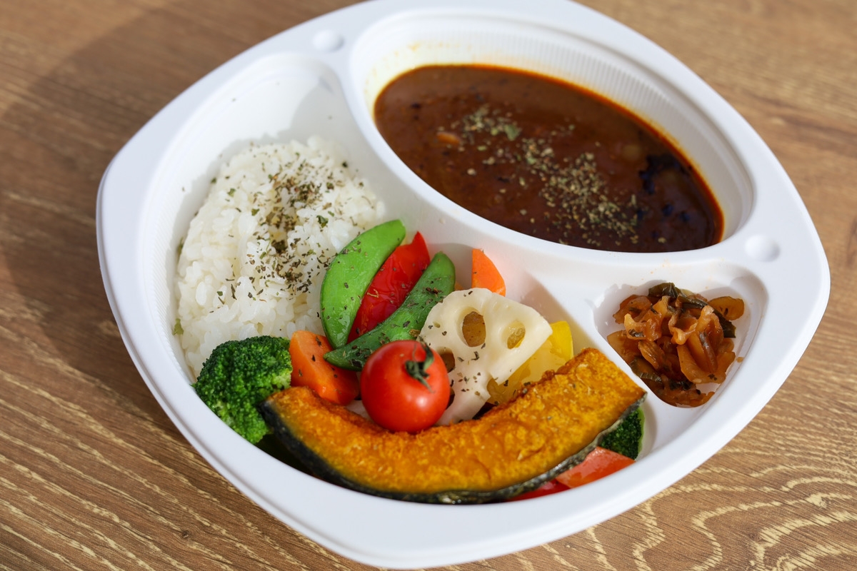 スキレットカレーこな雪とんとん